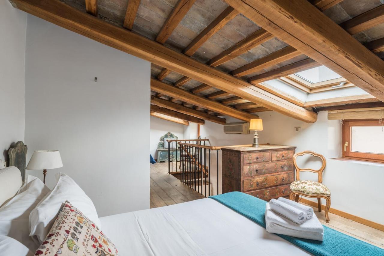 Cozy Wooden Apt In Piazza Navona Appartement Rome Buitenkant foto