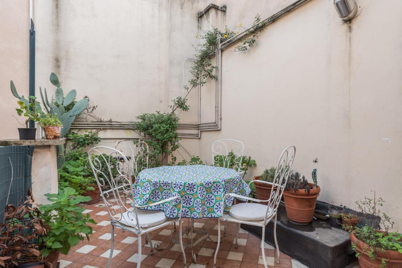 Cozy Wooden Apt In Piazza Navona Appartement Rome Buitenkant foto